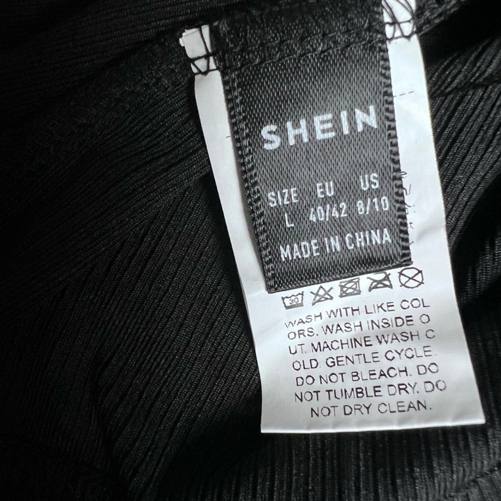 SHEIN Black One-Shoulder Long Sleeve Top - Picture 7 of 7